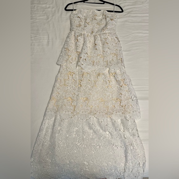 White Lace Tiered Design Sleeveless Midi Dress - Picture 5 of 5